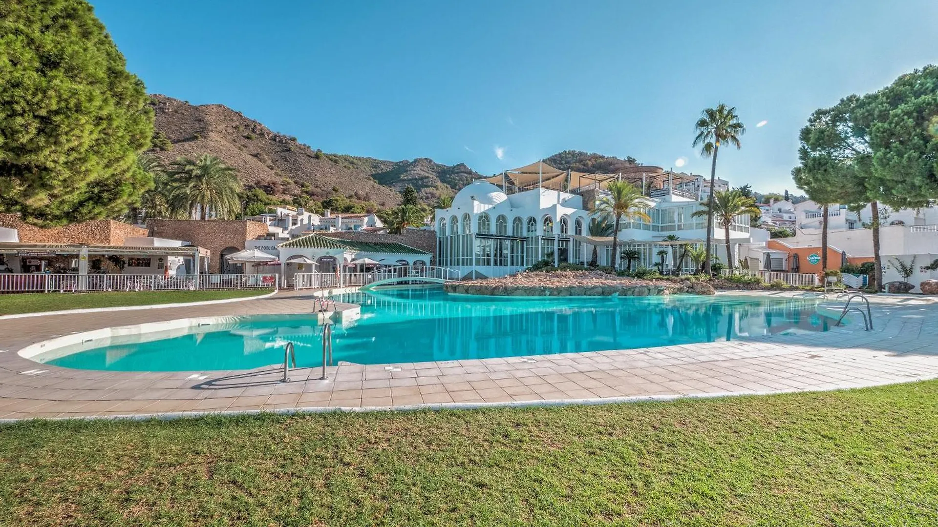 Exclusive Apartment With Nerjas Biggest Pool Nerja